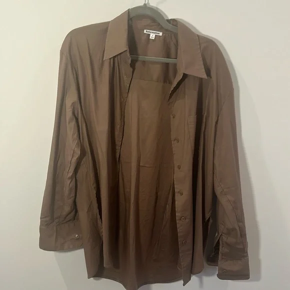 Reformation Will Oversized Shirt in Mushroom size M - Picture 2 of 3